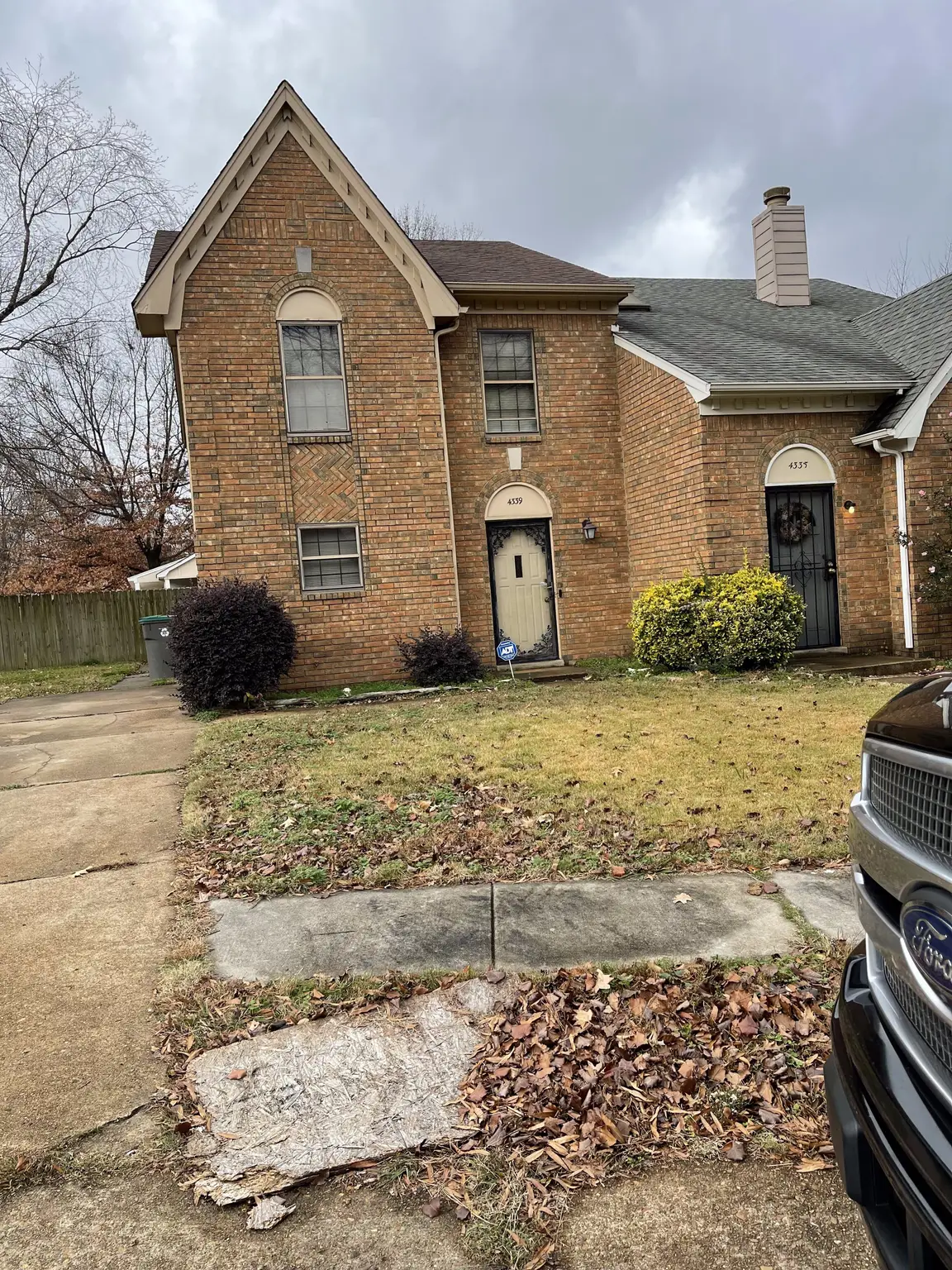 Brick Memphis home a local cash buyer purchases as-is, a We Buy Ugly Houses Memphis alternative in Shelby County