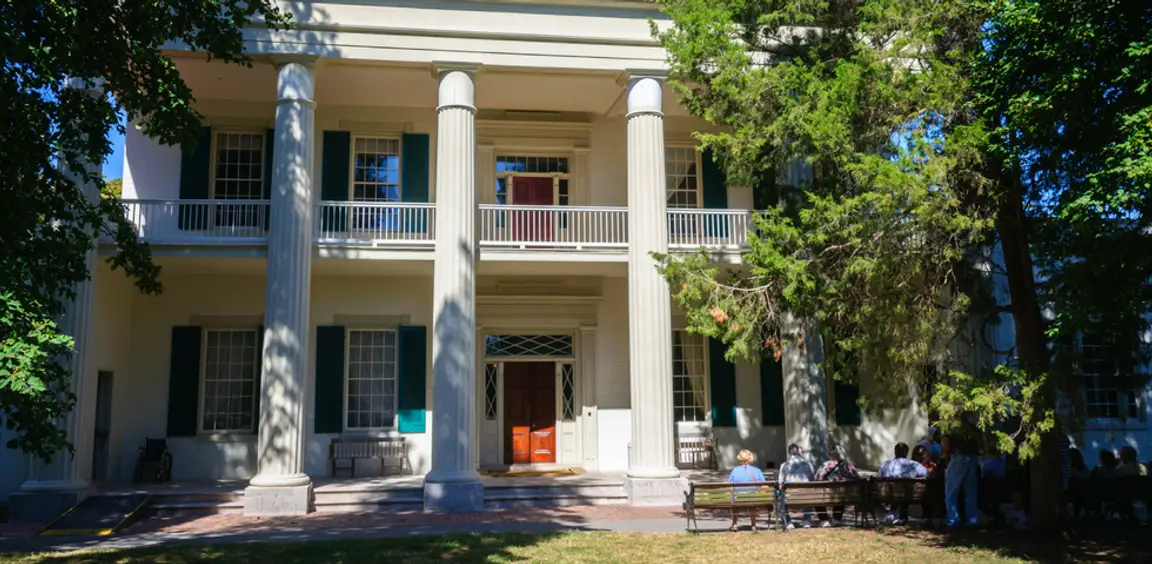 we buy houses hermitage