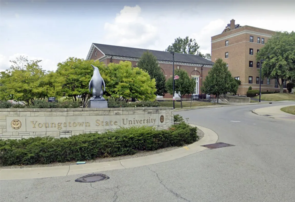 youngstown state university campus photo - youngstown oh | we-buy-houses-youngstown-oh | 877-homesmith