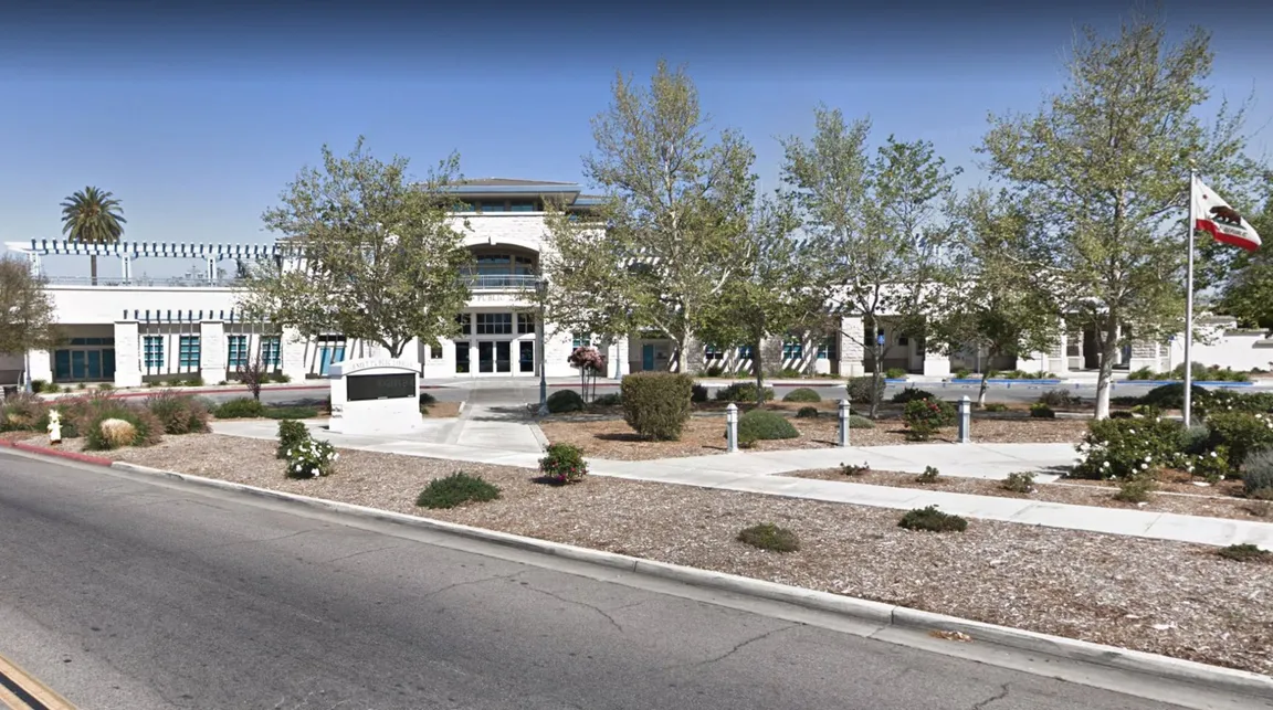 Sell My House Fast Hemet CA | We Buy Houses Hemet CA | Homesmith Buys Houses Hemet CA | Sell Your House Fast Hemet CA. Contact us Today!