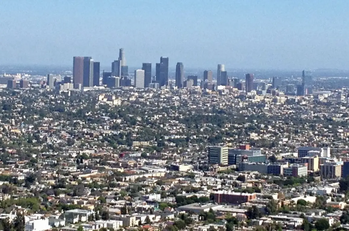Sell My House Fast Los Angeles | We Buy Houses Los Angeles | Homesmith Group Buys Houses Los Angeles | Sell Hour House Fast for Cash in Los Angeles. Contact us today!