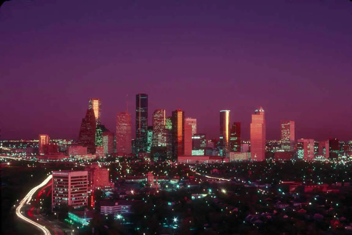 Houston's Leading Home Buyer, Sell Your House Fast With Us