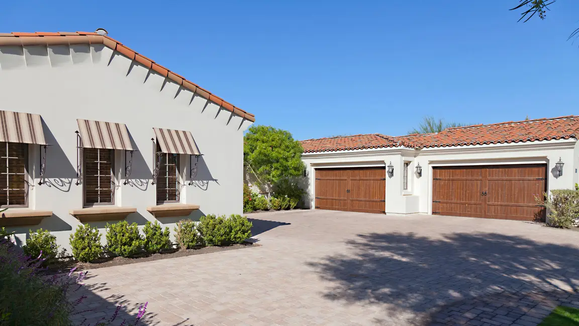 we buy houses in Santa Monica CA