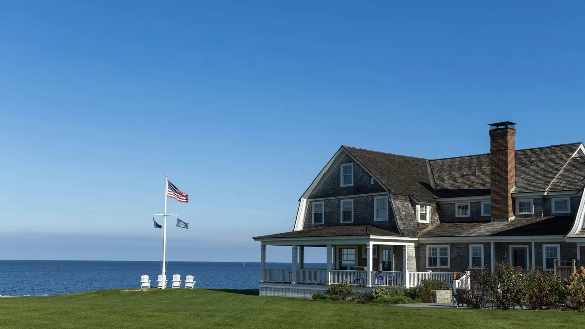We Buy Lake Houses And Vacation Homes In South Carolina