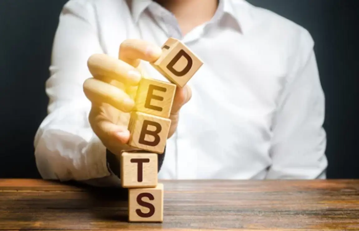 Ways Homeowners Can Get Out of Debt - Loan