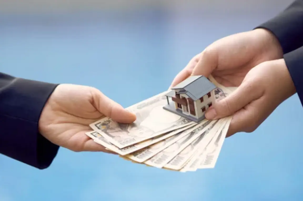 Unconventional and Beneficial Ways to Sell Your House- Sold