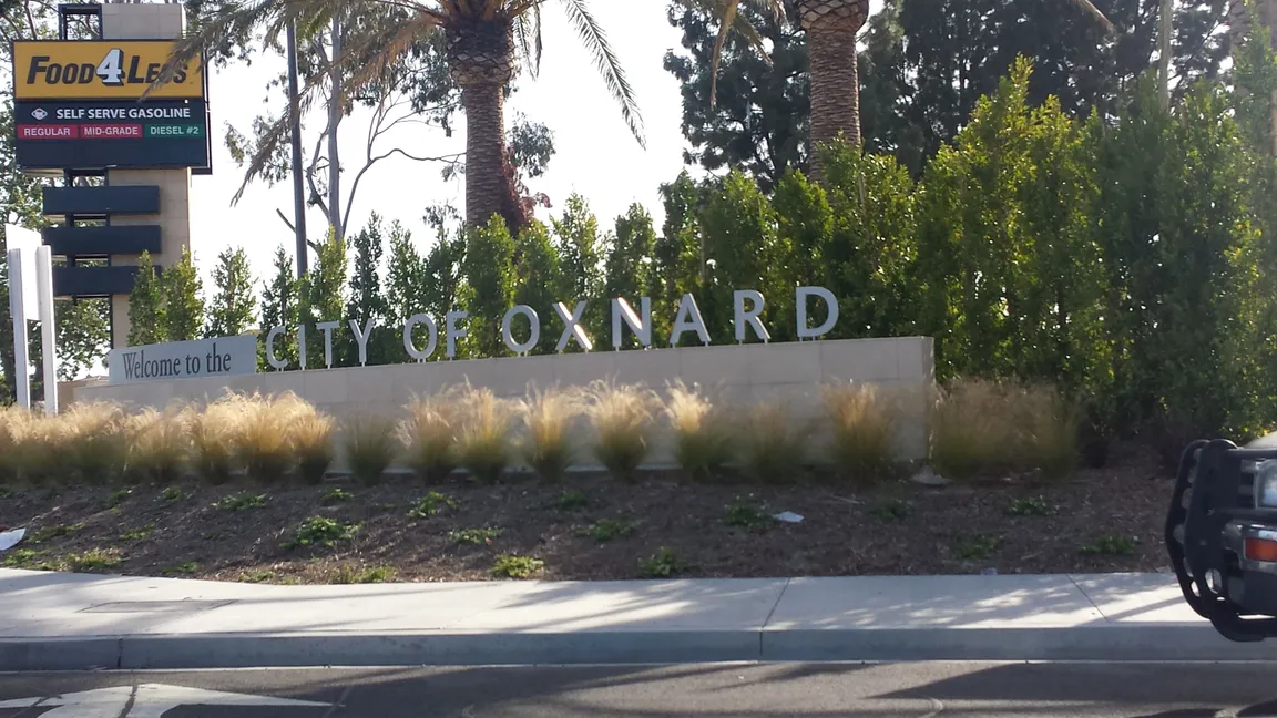 City of oxnard sign located off of Vineyard Ave.