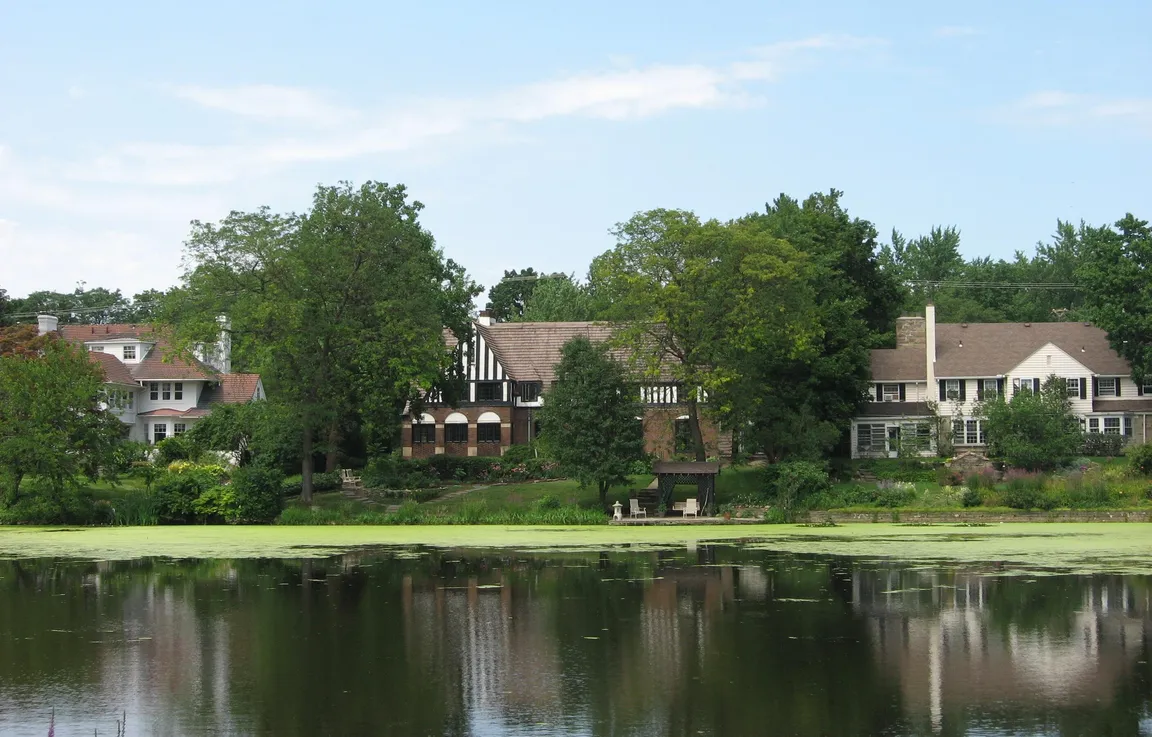 cash house buyers shaker heights