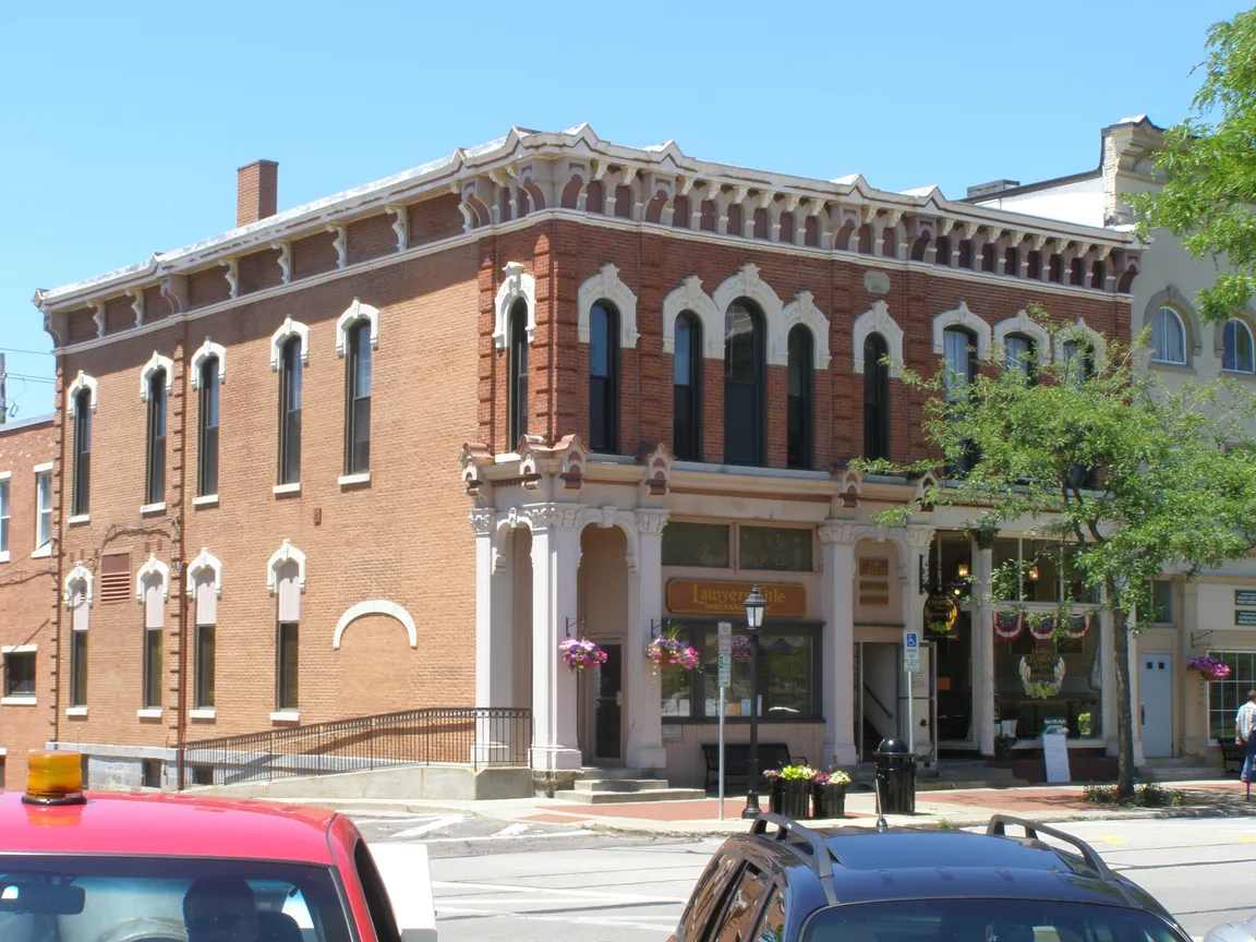 Cash House Buyers in Chardon OH