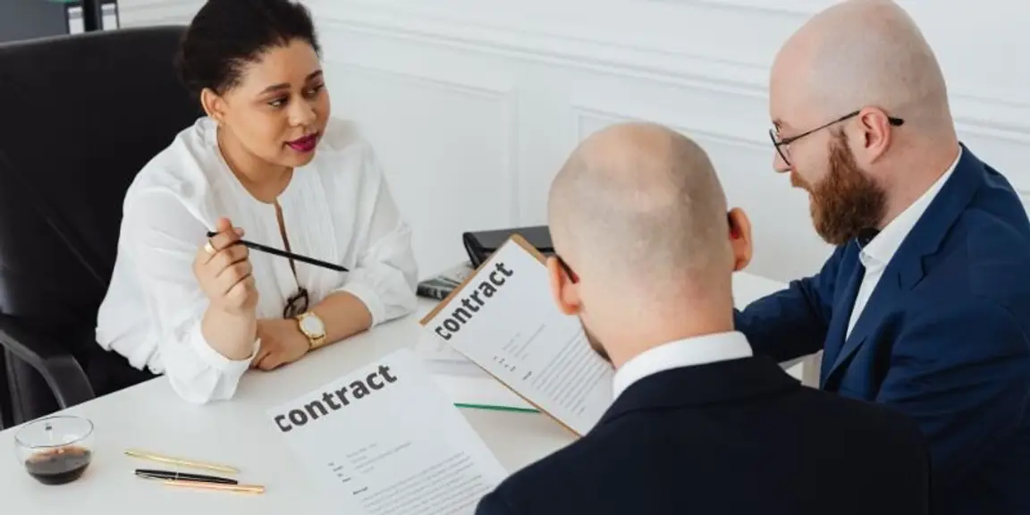 Understanding Real Estate Contracts in Massachusetts