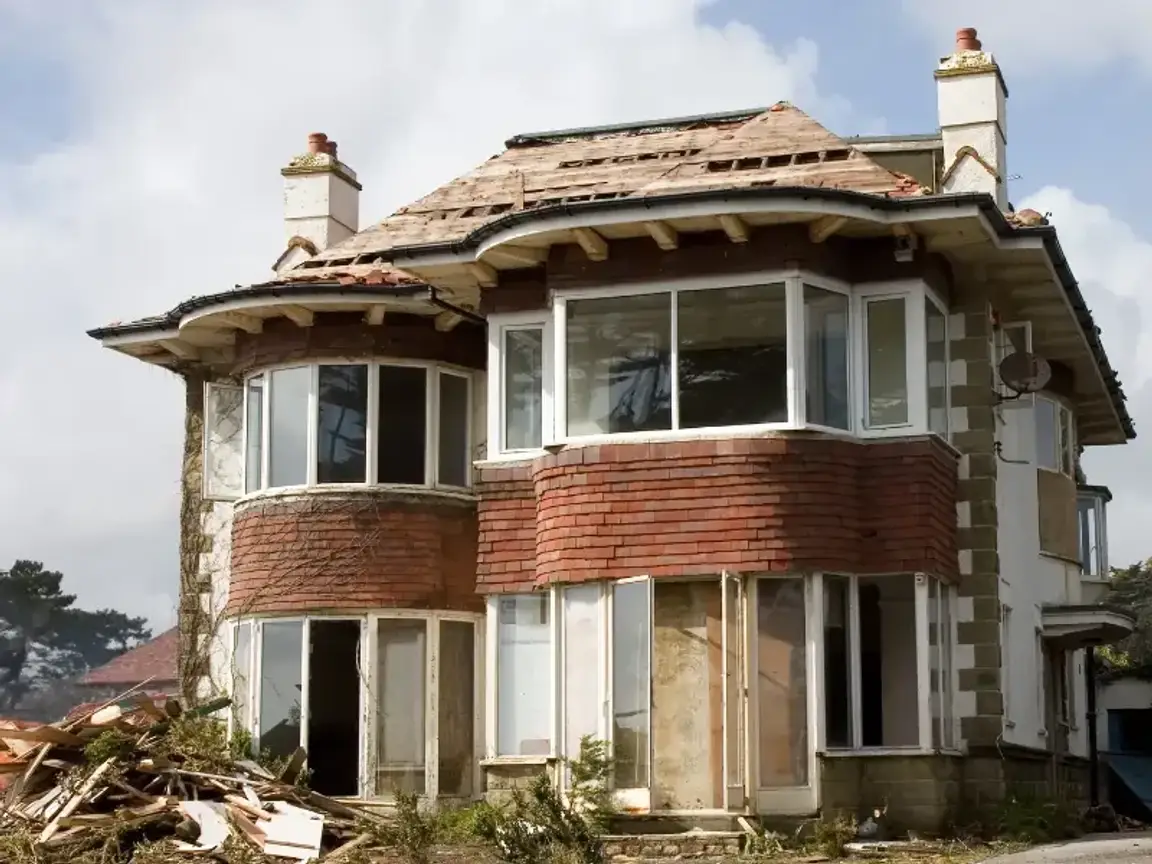 What Makes A House Condemned