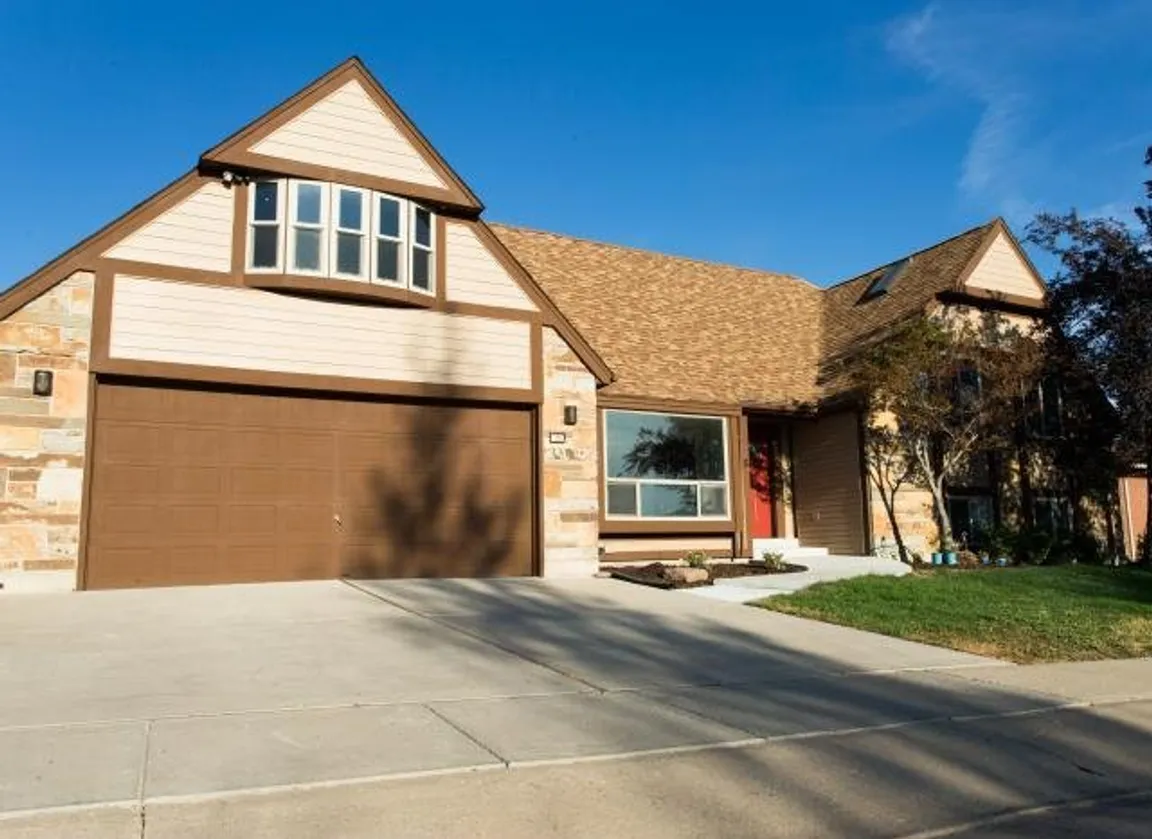 Front of house wiih Seller Financing Kaysville UT