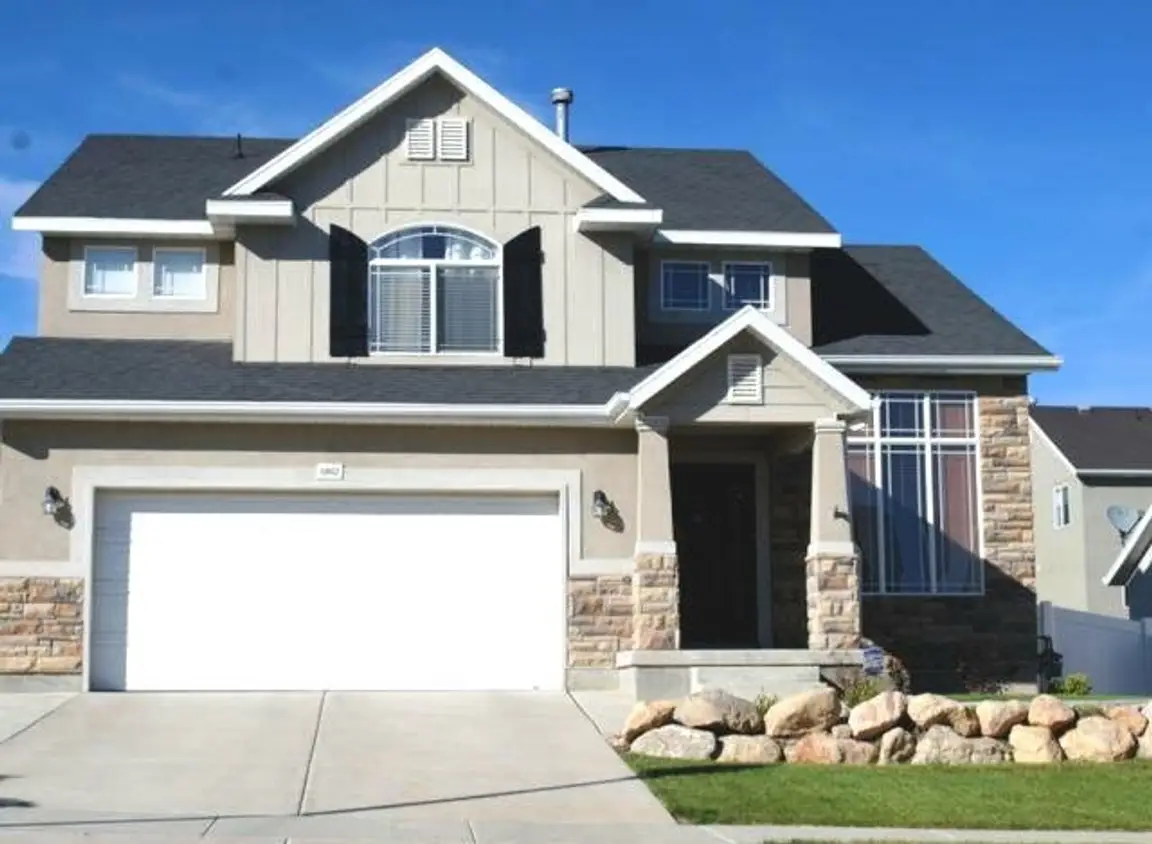 Beautiful home in West Jordan
