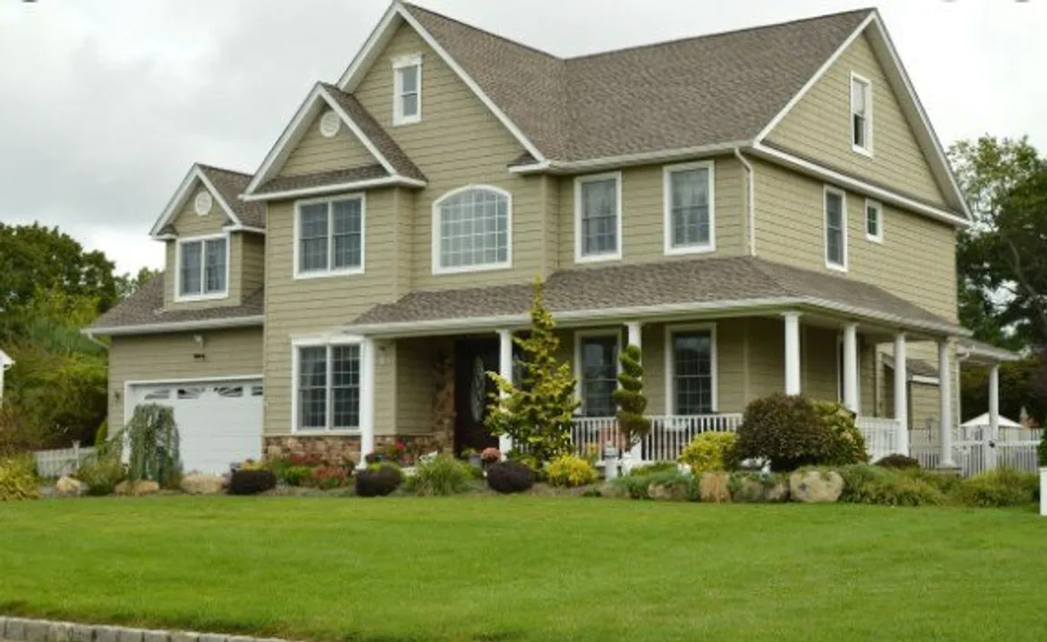 Reinvest Your Cash When Selling an Old House in [market_city]