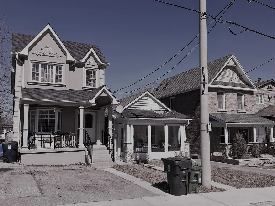 BG House in Etobicoke - I Buy House Fast