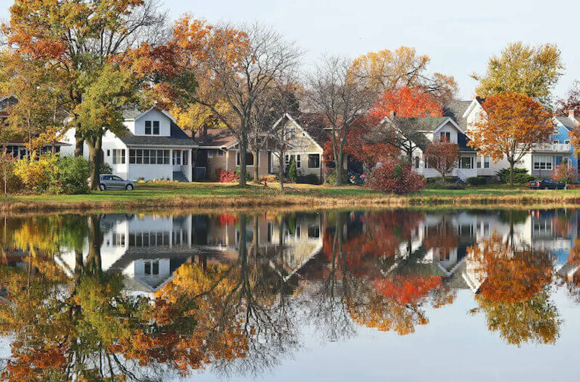 Sell Your House Fast in the Fall in Maine