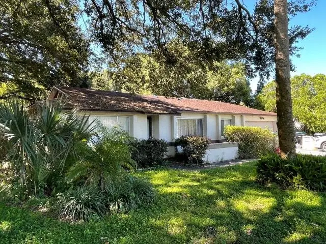 Exterior of 8642 Tall Pine Lane in Orlando