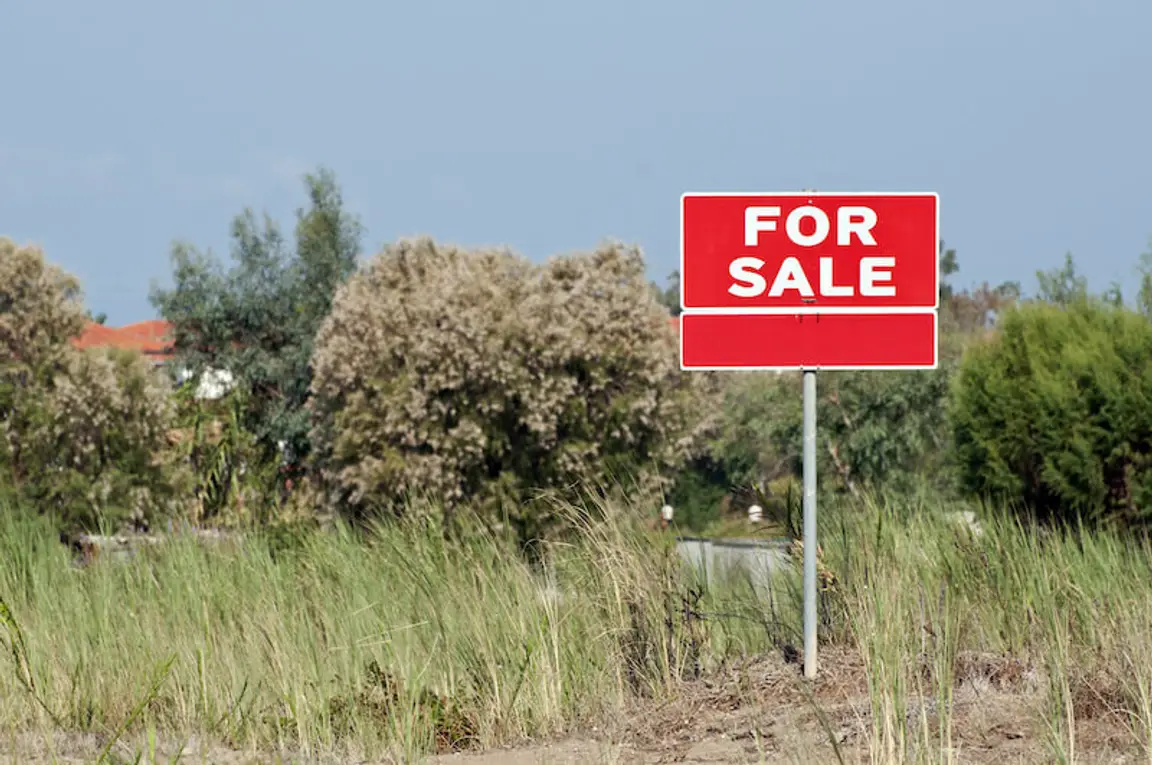 A Vacant Land in Nebraska for Sale as is