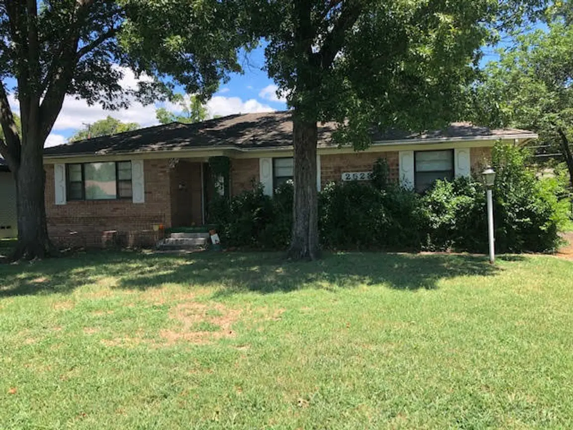 dallas fixer upper for sale