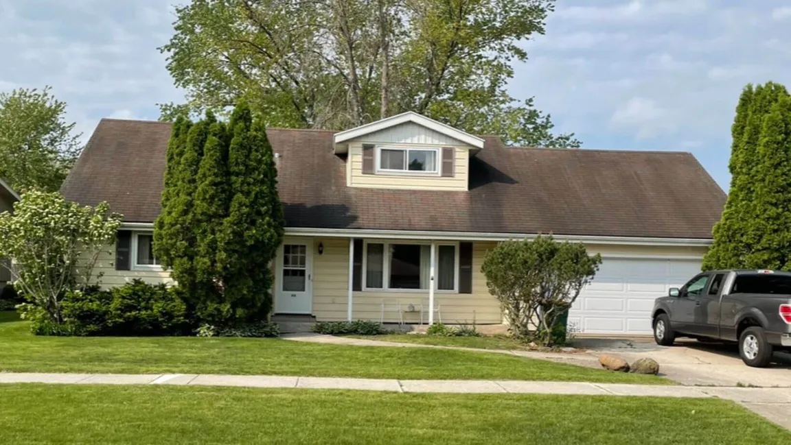 we buy houses Menasha Wisconsin