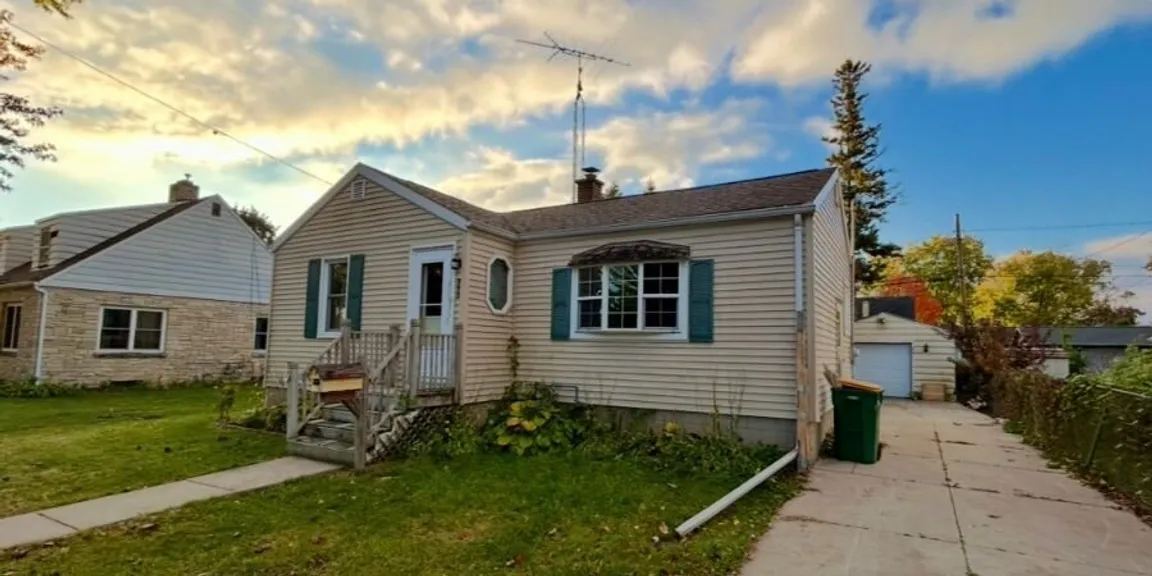 House on Evergreen Avenue in Fond du Lac purchased as-is for cash by CB Home Solutions