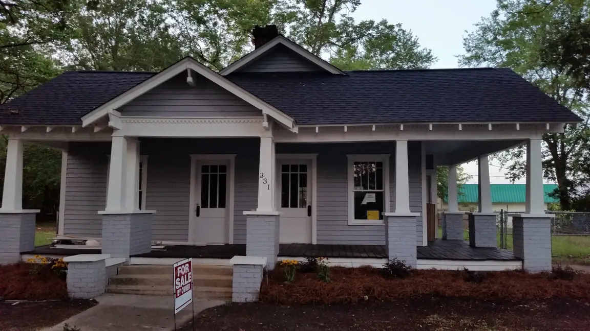 Sell your house fast because we buy houses in Gilbert, South Carolina.