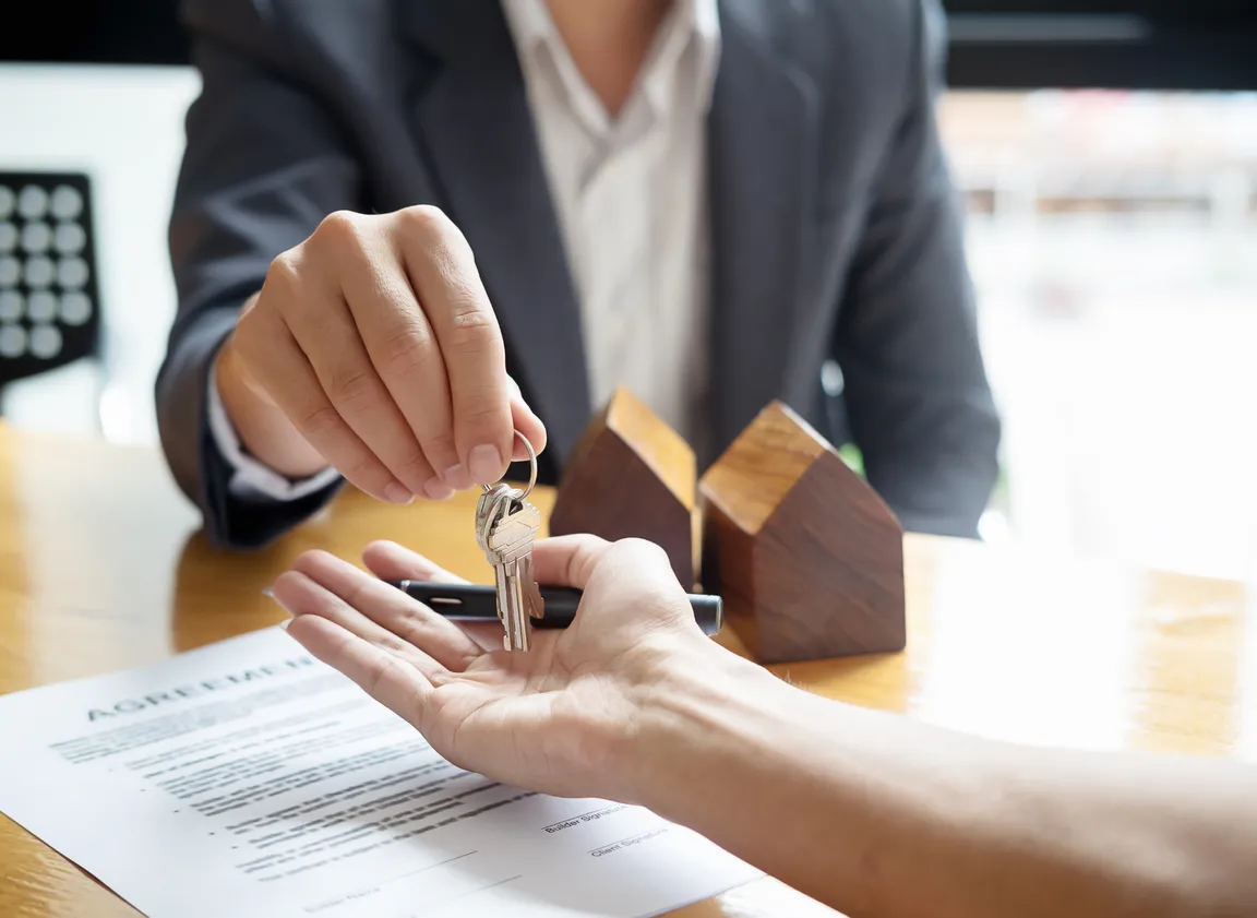 How To Sell A House In Forbearance In Washington hero Seattle