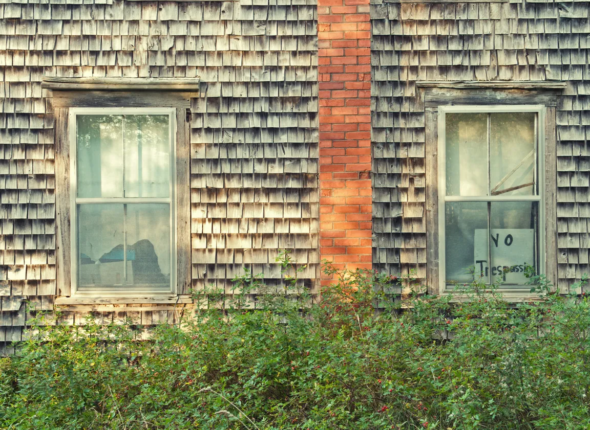 How to Sell House With a Squatter in Richmond