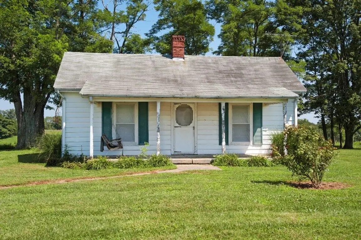 Heres-How-to-Sell-a-Fixer-Upper-and-Get-the-Most-Money-for-It