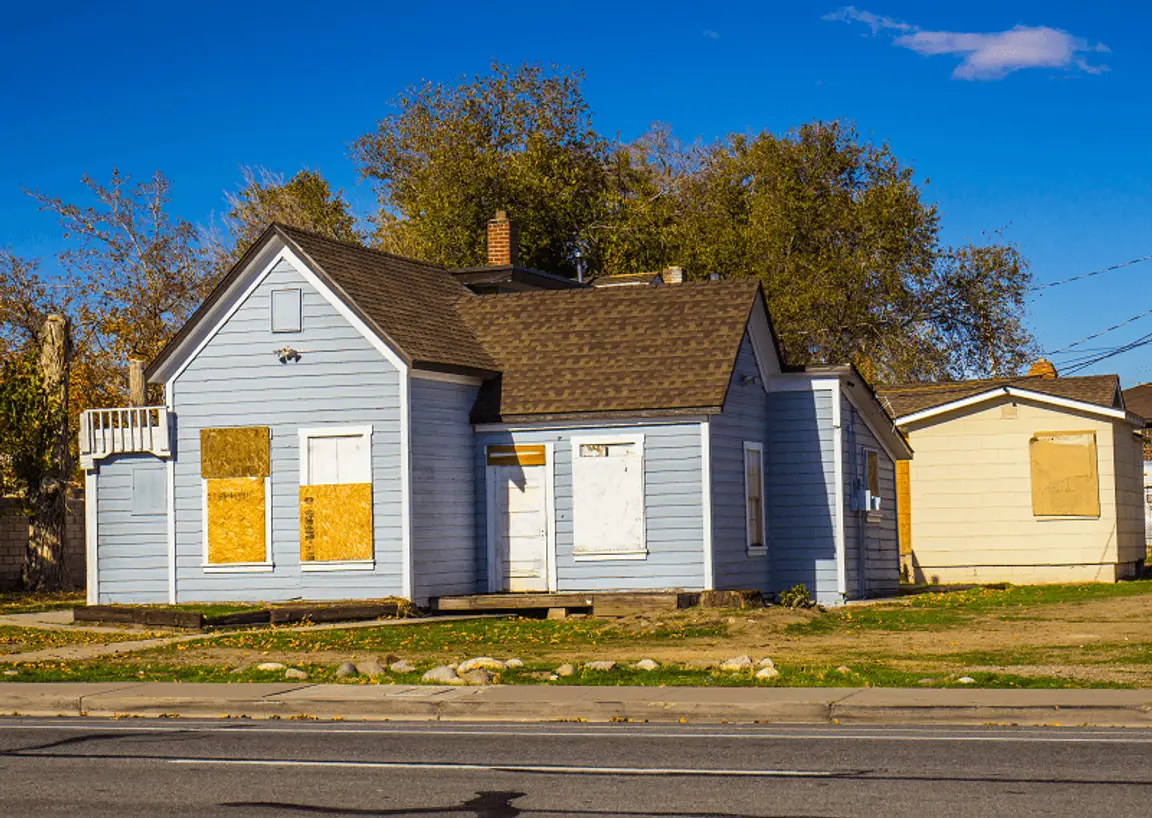Selling a House with Code Violations