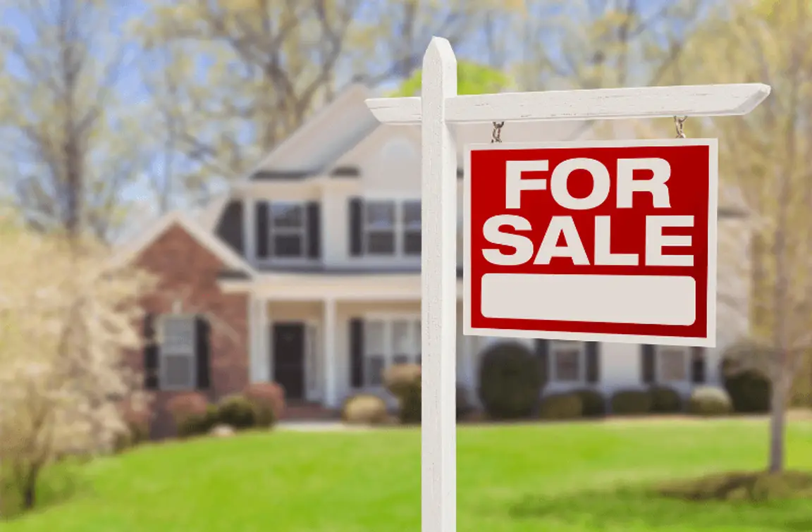 Can You Sell a House With a Mortgage?