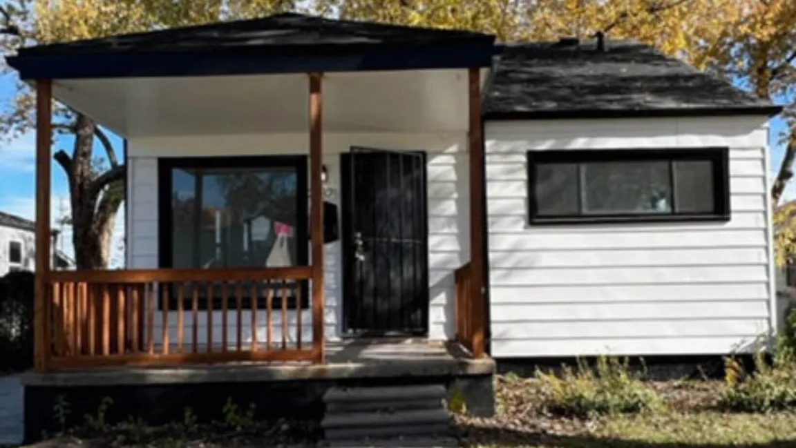 we buy houses for cash Troy MI