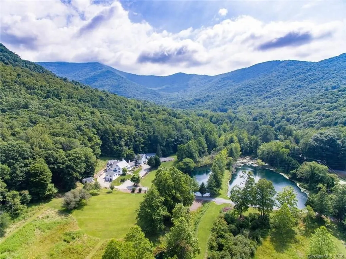 We buy Houses Swannanoa NC