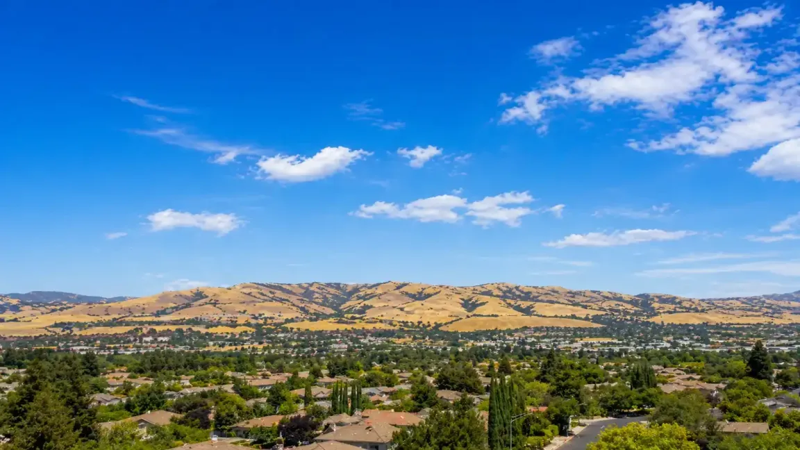 wide view of fairfield california hills and neighborhood under blue sky we buy houses fairfield ca