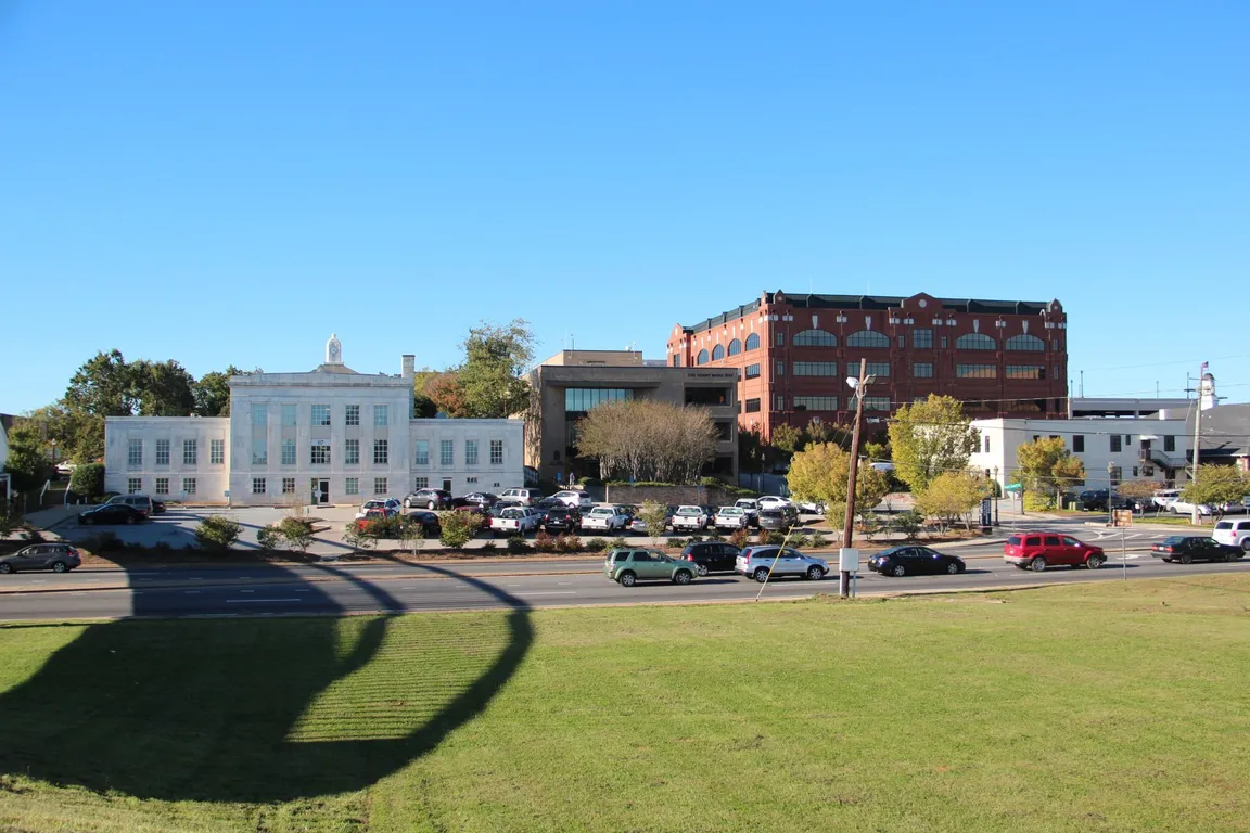 Realtor-house-listing-Gainesville-GA