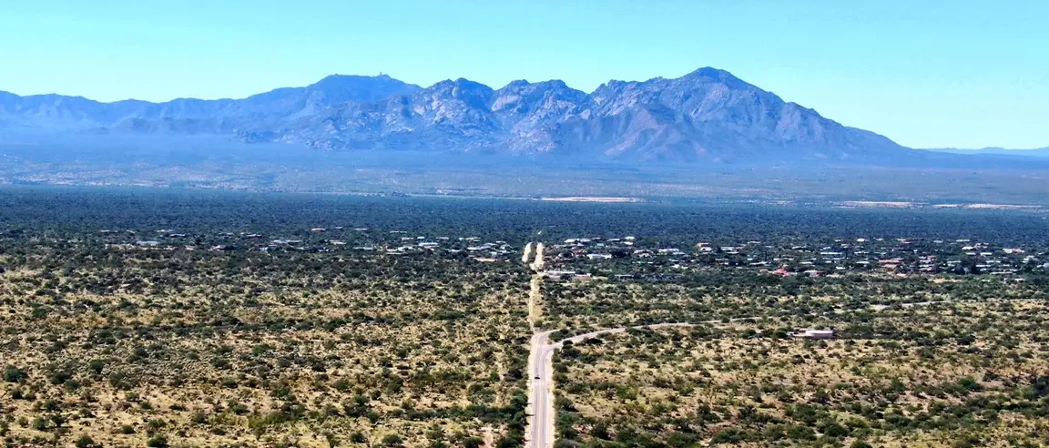 three points az