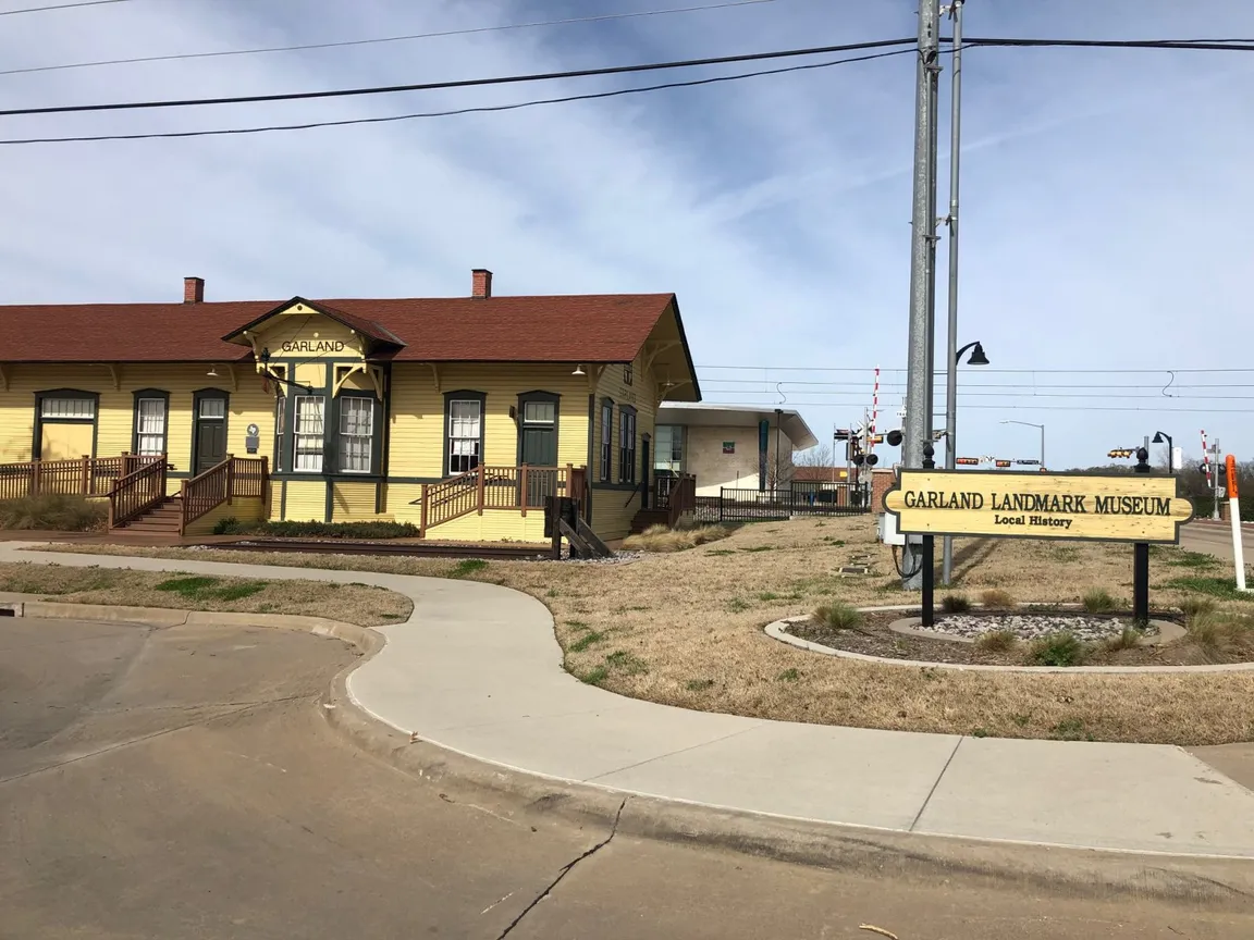 We Buy Houses Garland TX