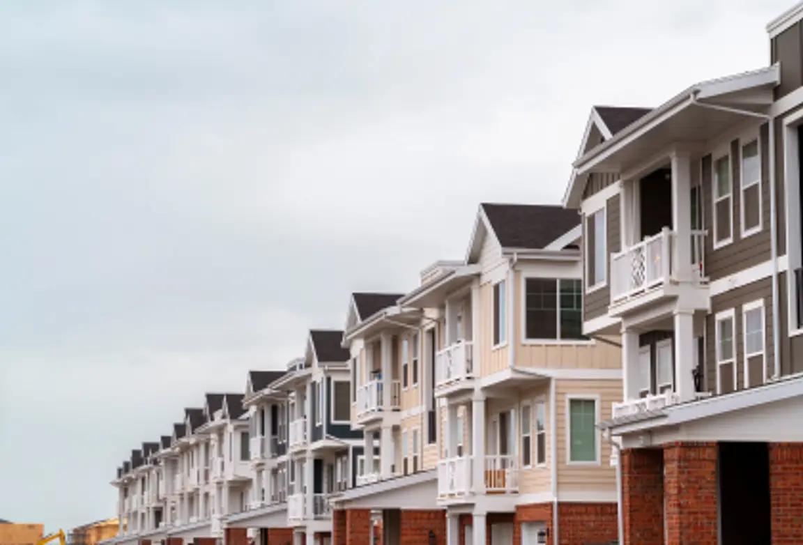 Steps to Sell Half of a Duplex