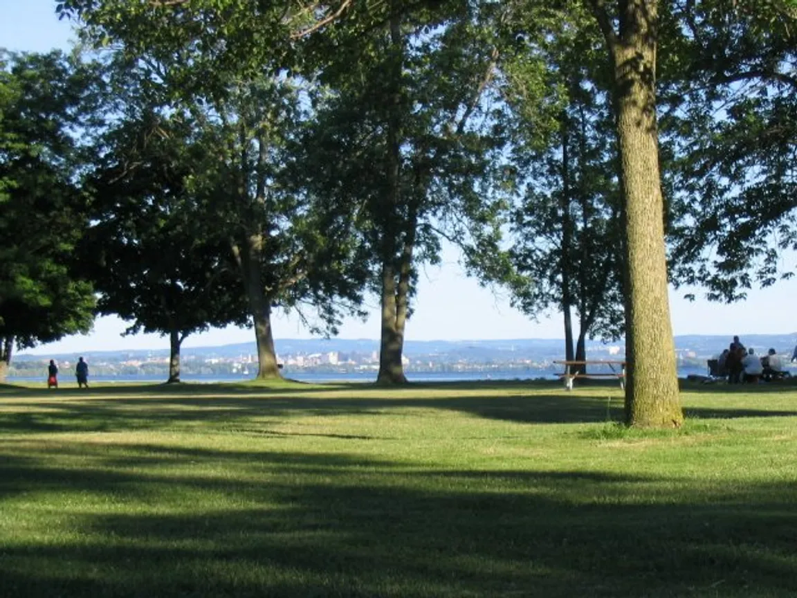 we buy houses in onondaga county