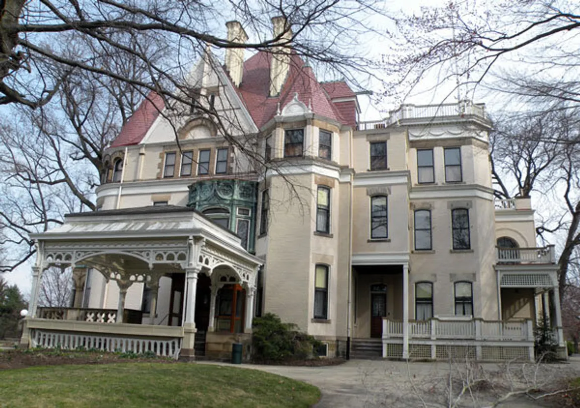 We Buy Houses in Point Breeze, PA