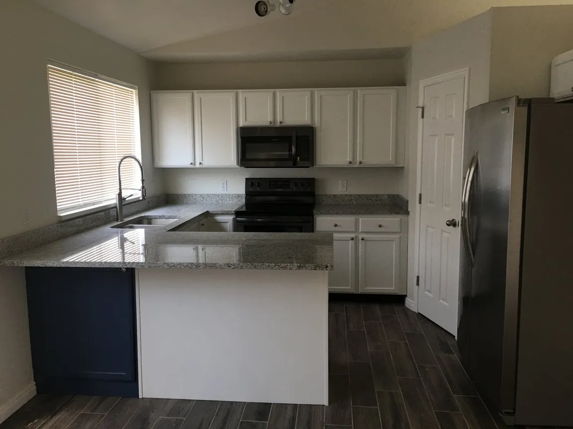 renovated kitchen from a house Utah Close Fast Cash Home Buyers, LLC. purchased in cash from previous seller.