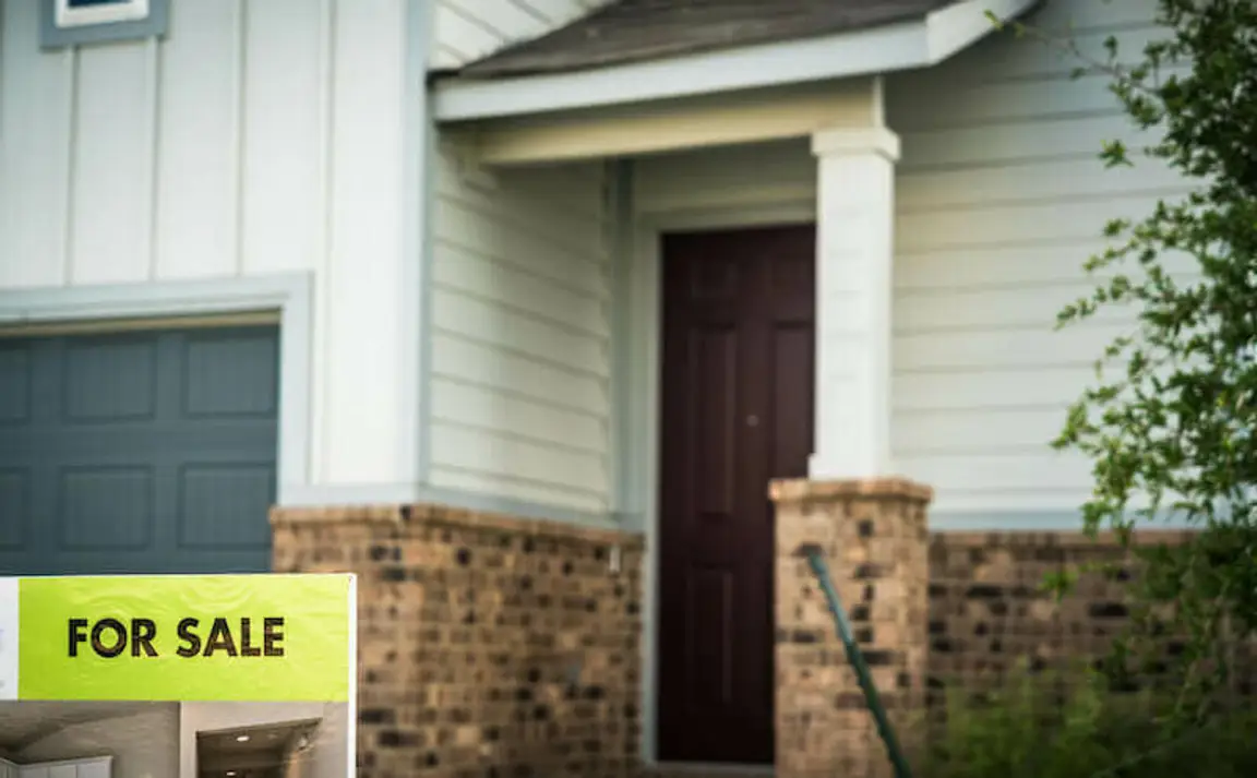 Sell a House with Tenants in Kansas City | Sell My House Fast | We Buy Houses