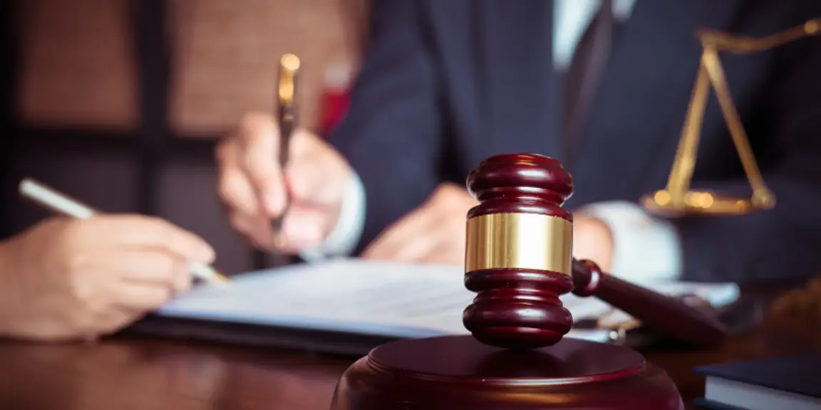 Do I Have to Hire an Attorney to Sell My Home in Michigan [market_city]