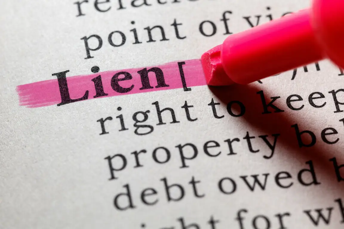 Dictionary definition of the word lien. including key descriptive words