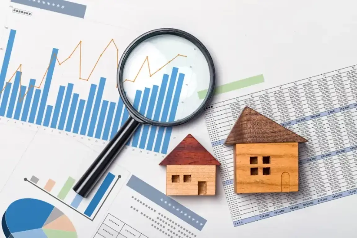 Can You Sell A House Below Market Value in 2024?