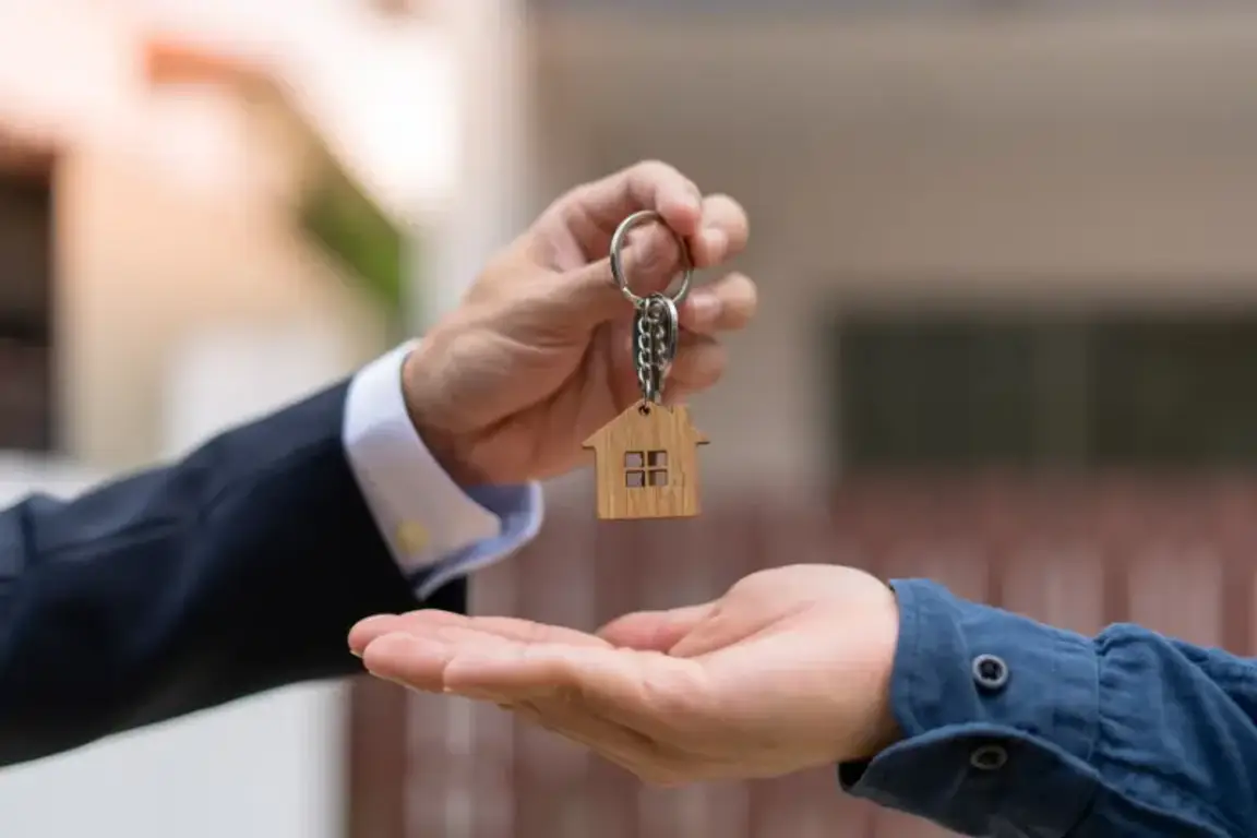 5 Steps For Buying and Selling a Home at the Same Time in MN
