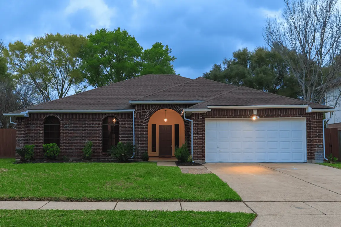 Sell House For Cash Benefits in Webster
