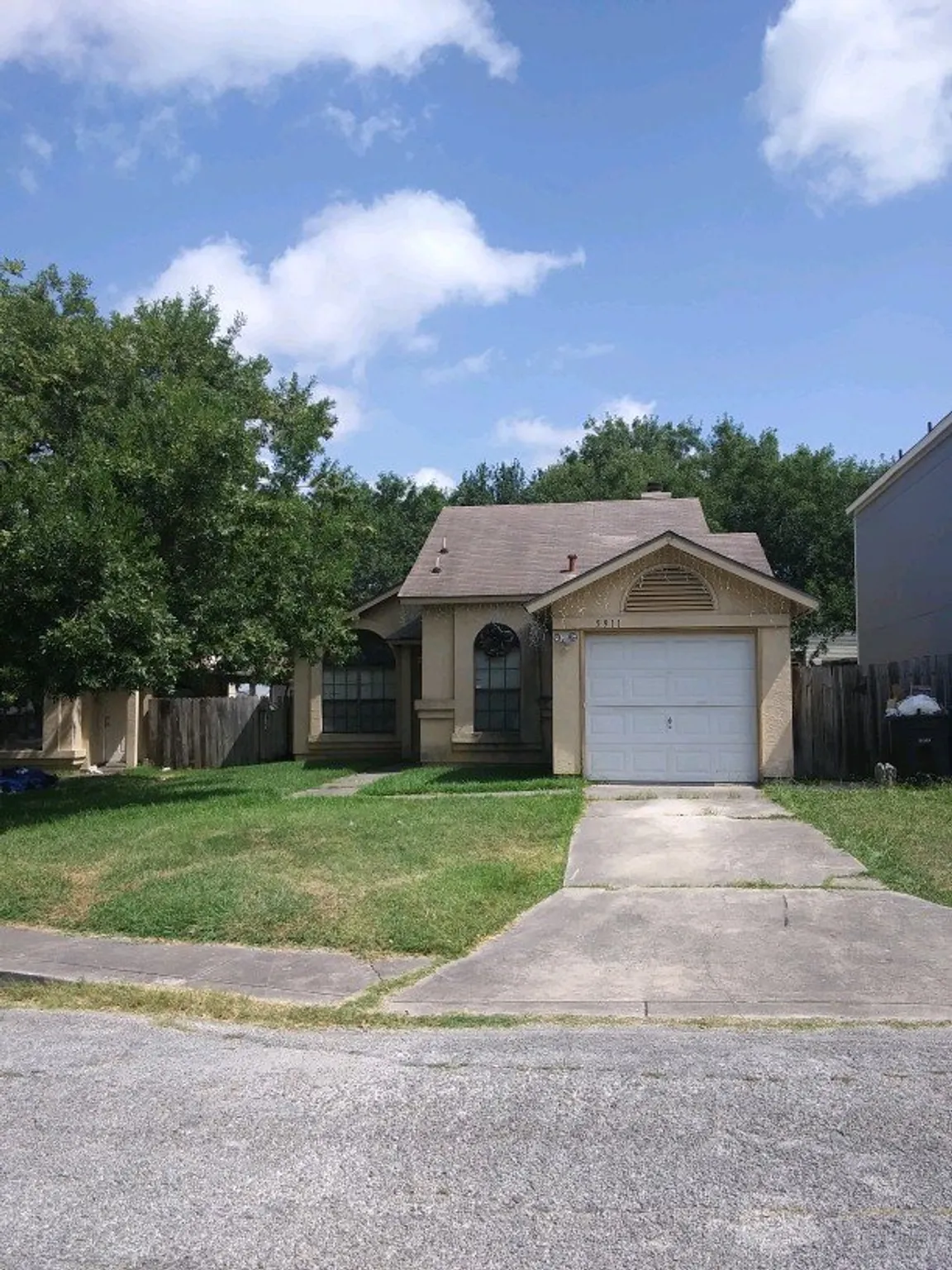 5911 Sunrise Village - Wholesale Deal in San Antonio, TX