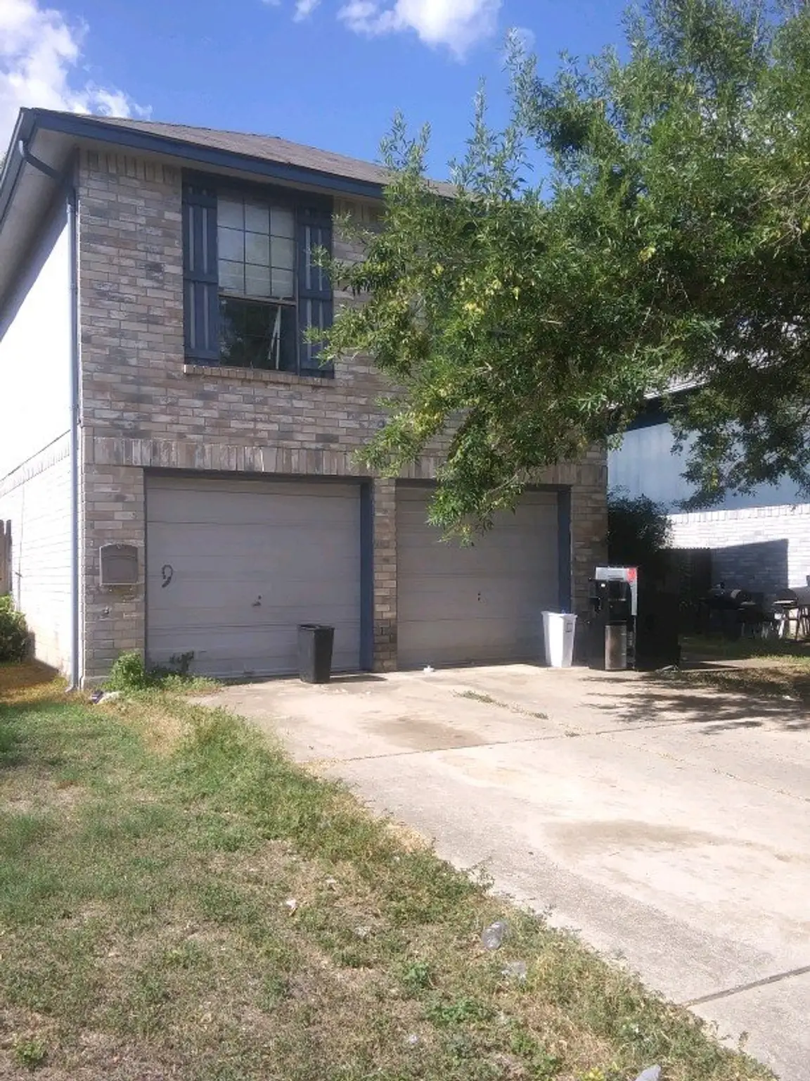 11407 Bald Mountain Dr - Wholesale Deal in San Antonio, TX