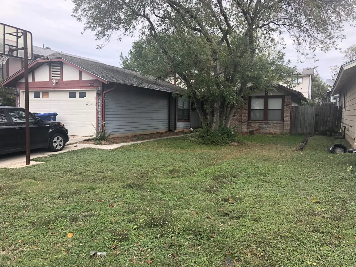 6106 Quail Feather Ln - Wholesale Deal in San Antonio, TX